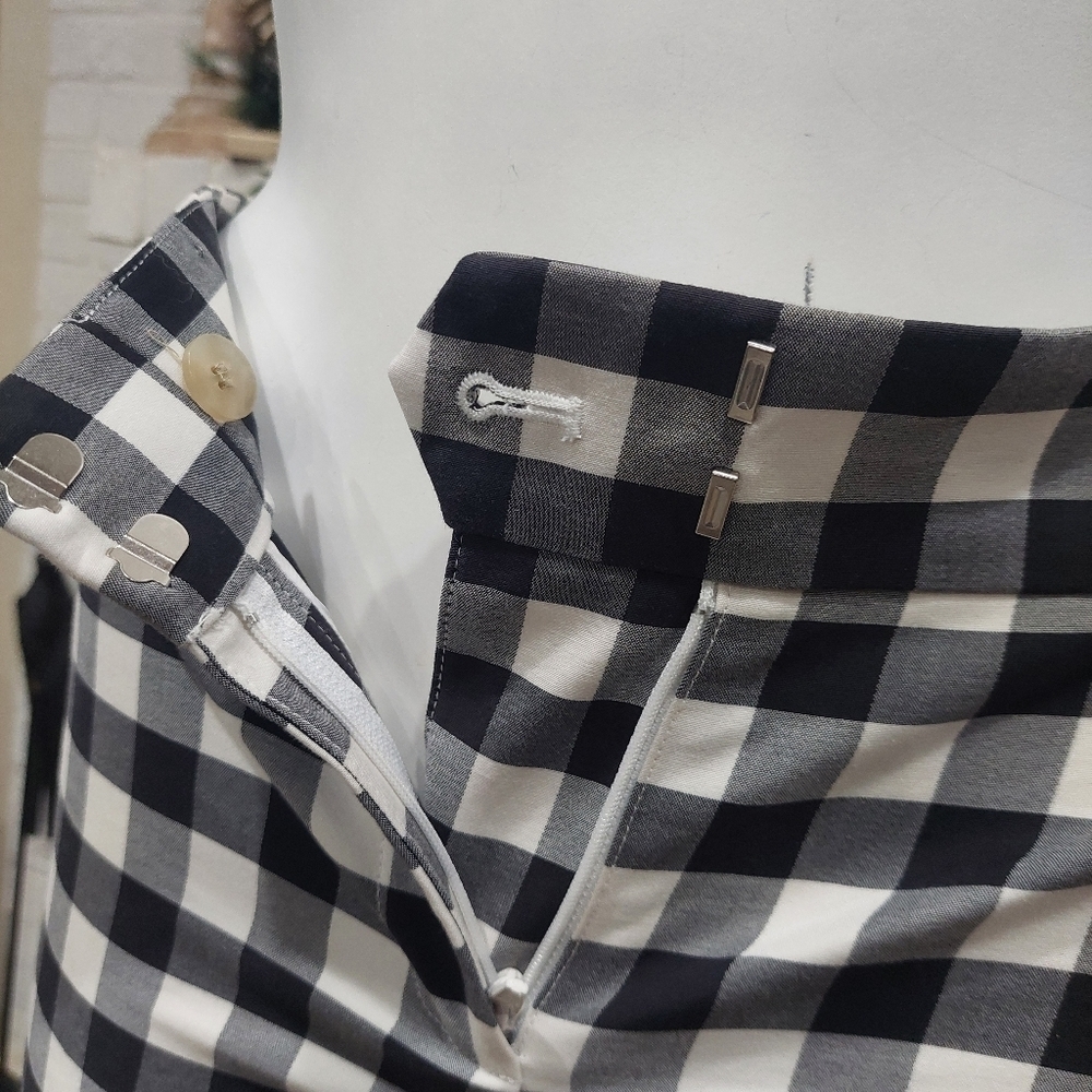 Ann Taylor Devin Fit Cropped Pants Black White Plaid Gingham Womens Sz 8 Classic - Picture 4 of 9